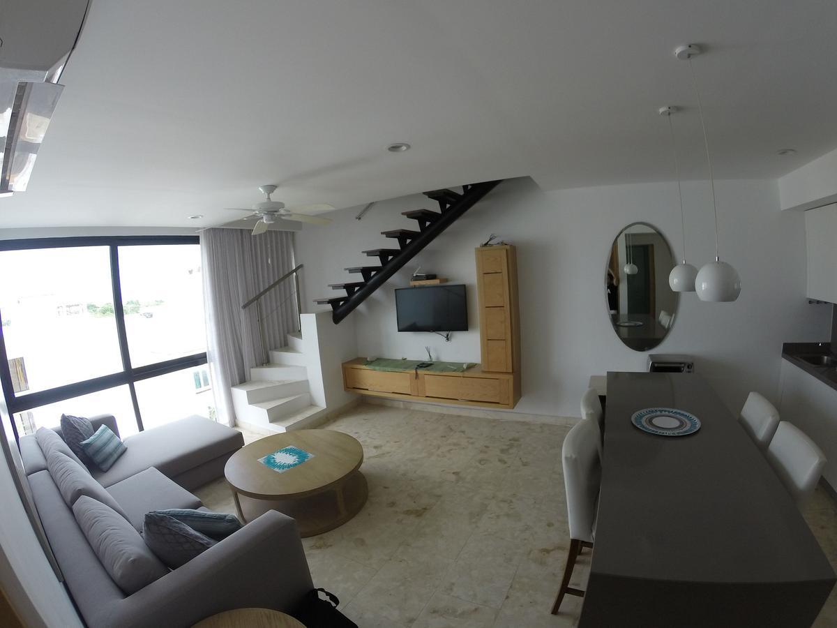 Anah Luxury Condos By Baitna Плая дел Кармен Екстериор снимка