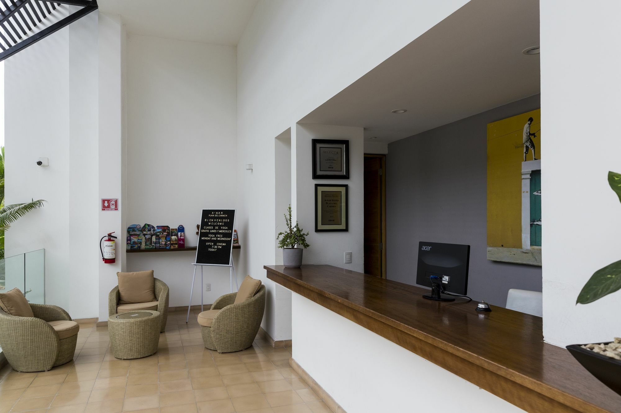 Anah Luxury Condos By Baitna Плая дел Кармен Екстериор снимка